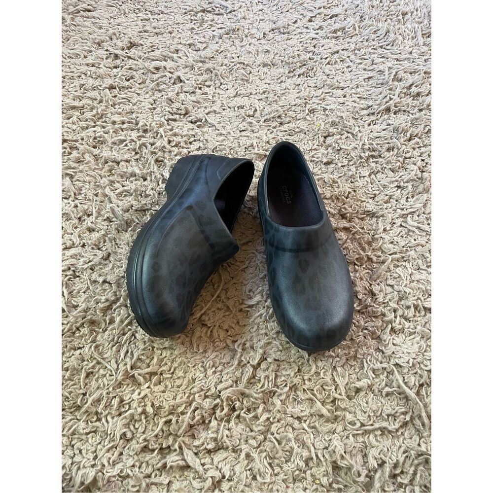 Crocs Neria Pro II Clog Black Gray with Leopard Print Slip On Shoe Sz 7